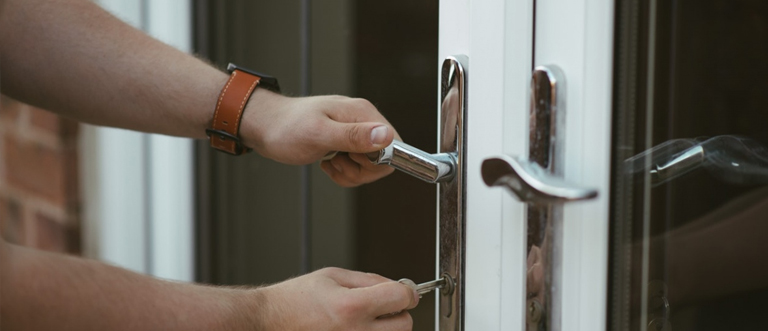 24 hour key locksmith Long Beach