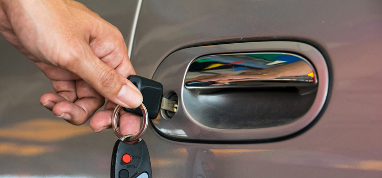 Car door lock repair in Long Beach